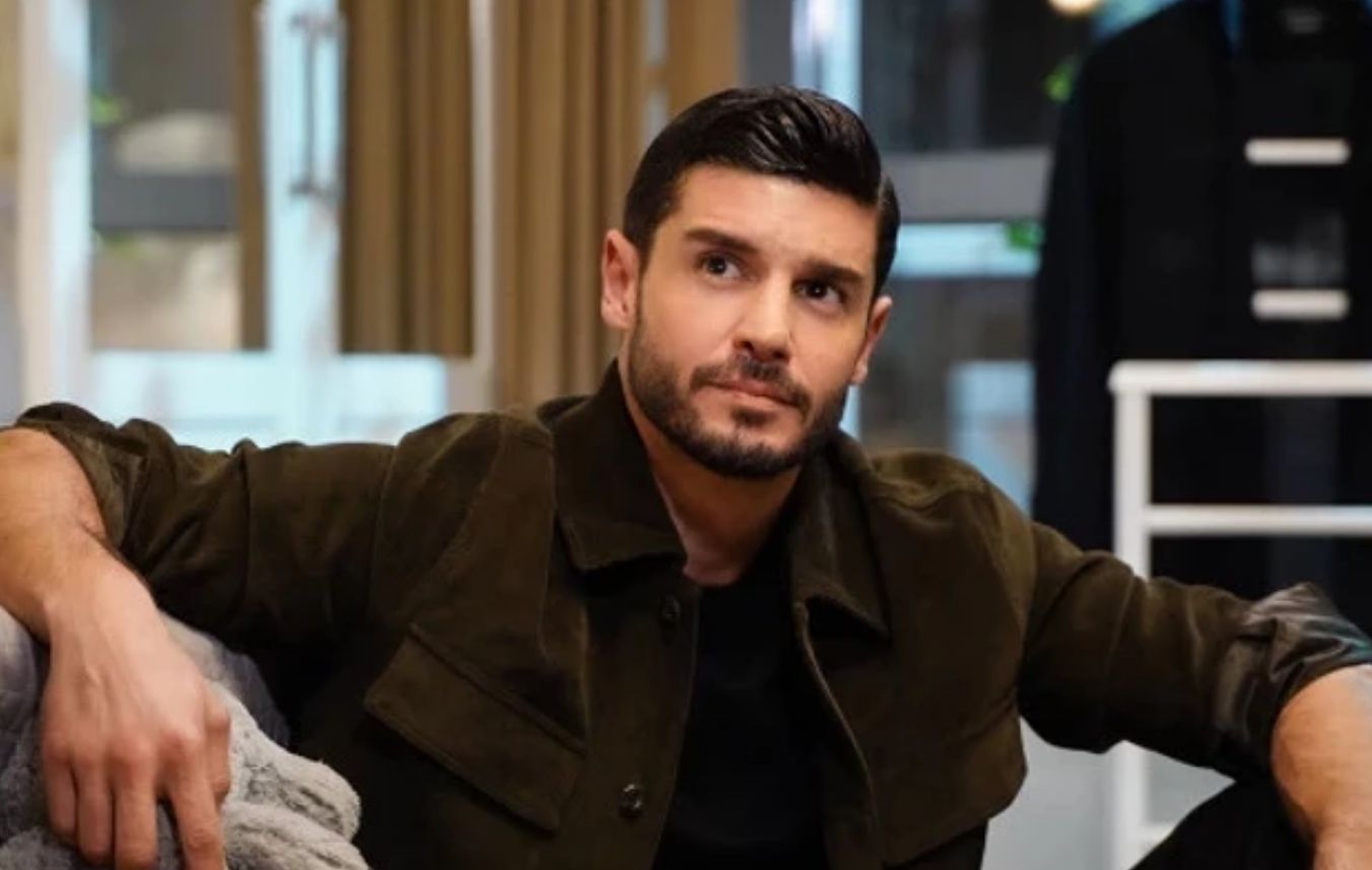 Berk Oktay Kimdir