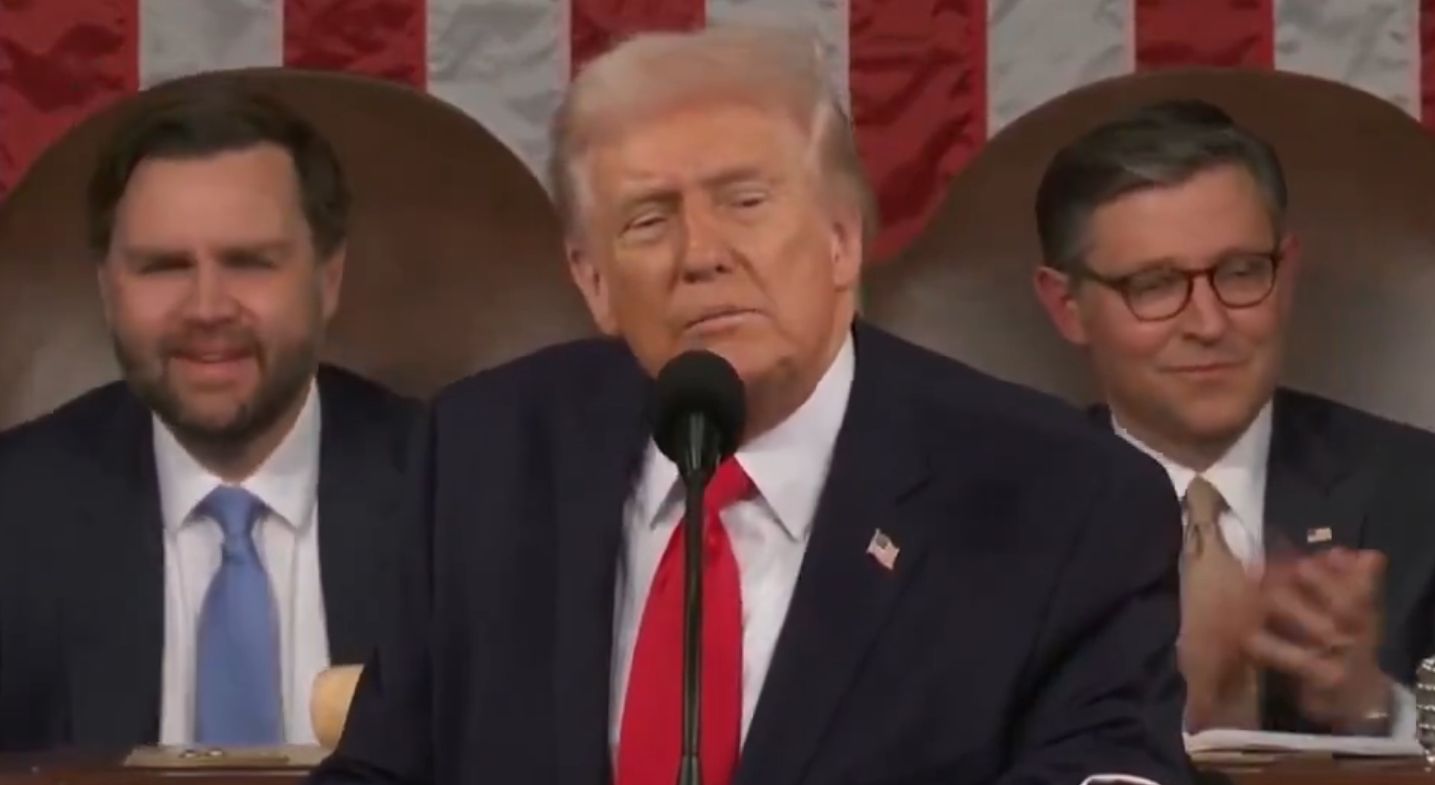 Trump'ın ilk çeyrek hisse işlemleri etik beyanla ortaya çıktı: Yönetiminin düzenlediği şirketlerde milyonlarca dolarlık alım satım