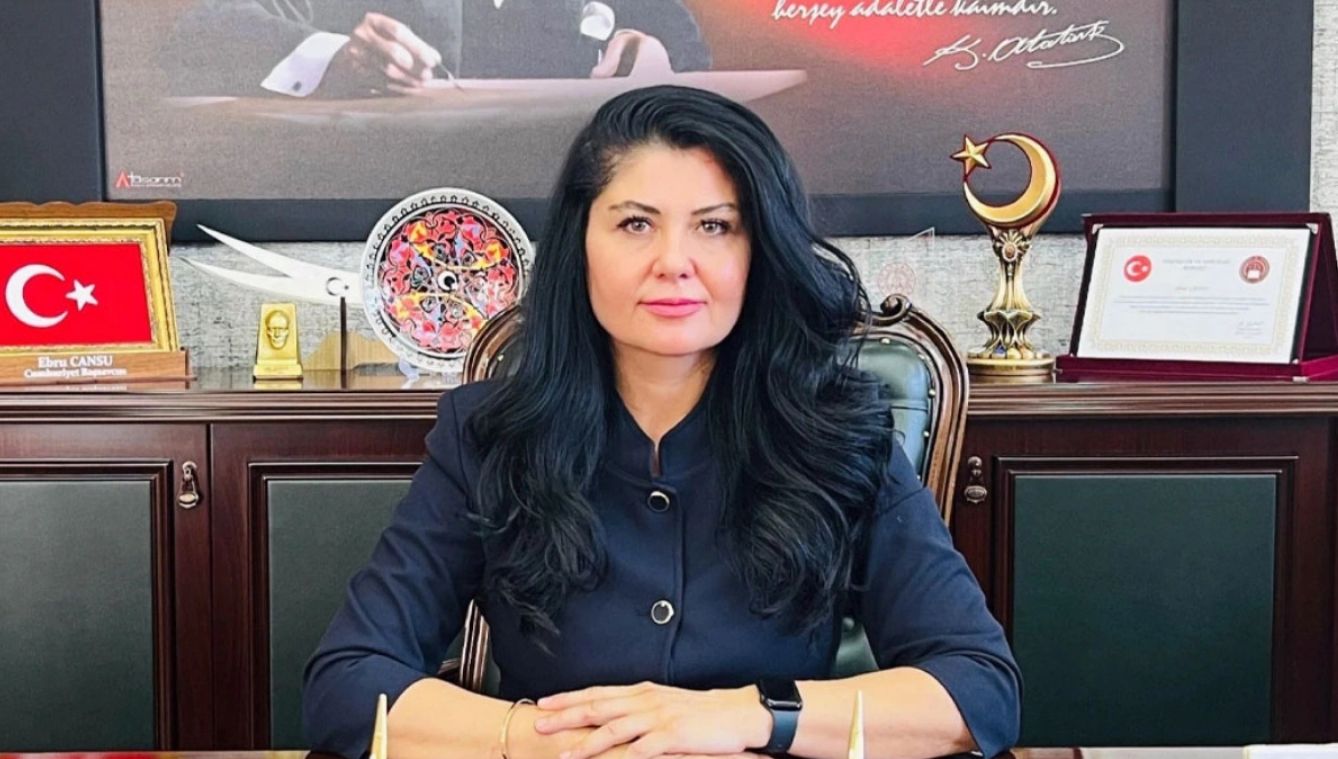 Ebru Cansu kimdir, kaç yaşında, nereli